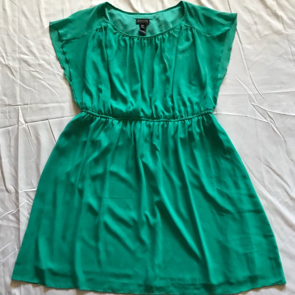 Brand: ENFOCUS women.Pretty green midi dress.